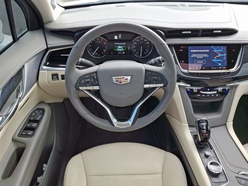 Used 2024 Cadillac XT6 Premium Luxury w/ LPO, Floor Liner Package AWD/4WD image 2