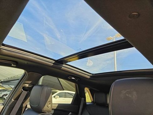 New 2025 Cadillac XT5 Premium Luxury w/ Technology Package image 9