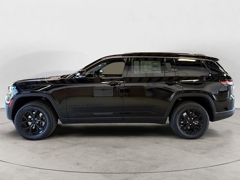 New 2026 Jeep Grand Cherokee L 4WD image 2