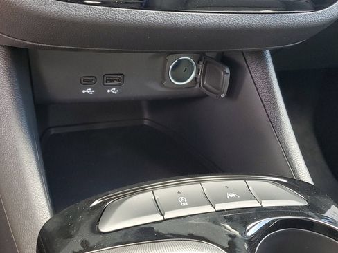 New 2026 Buick Envista Sport Touring w/ Convenience I Package FWD image 23