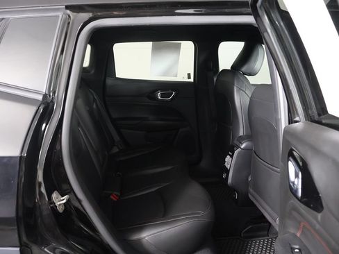 Used 2024 Jeep Compass Trailhawk AWD/4WD image 28