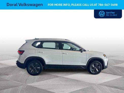 Used 2025 Volkswagen Taos S FWD image 9