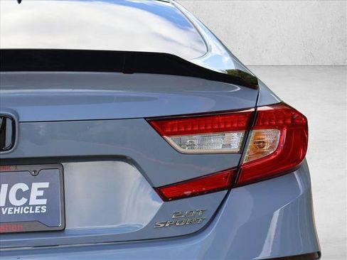Used 2022 Honda Accord Sport image 8