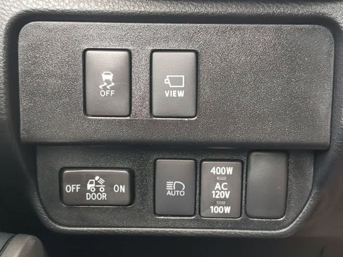 Used 2022 Toyota Tacoma Limited w/ Nightshade Package image 38