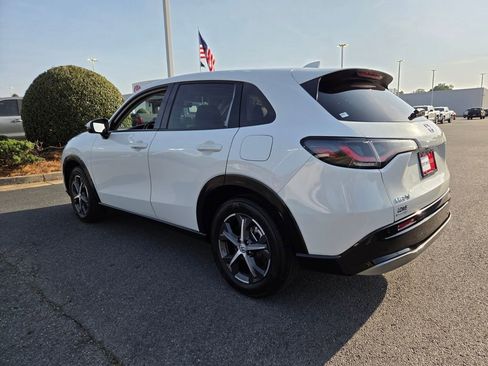 Used 2023 Honda HR-V EX-L image 8