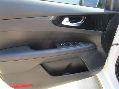 Used 2022 Kia Forte GT w/ GT2 Package FWD image 11