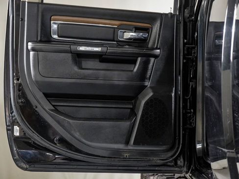 Used 2017 RAM 2500 Laramie w/ Sport Appearance Group image 36