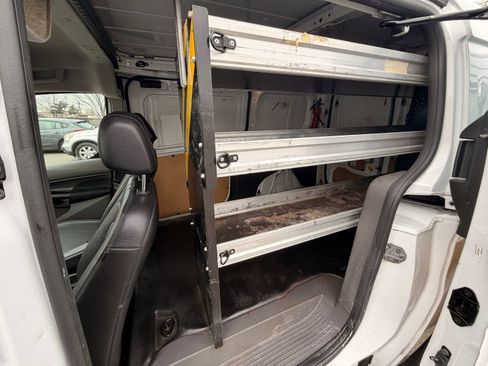Used 2019 Ford Transit Connect XL FWD image 27