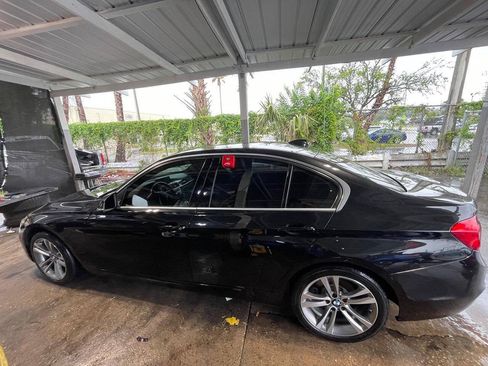 Used 2018 BMW 330i Sedan w/ Convenience Package RWD image 16