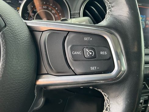 Used 2021 Jeep Wrangler Unlimited Sahara AWD/4WD image 23