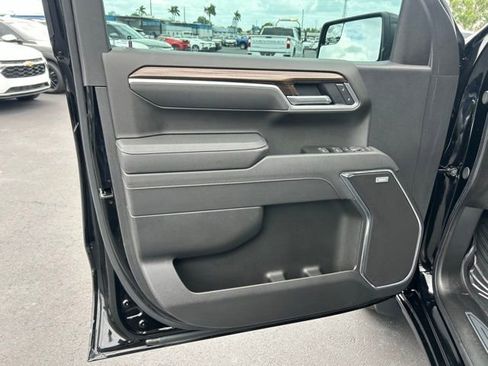 Used 2025 Chevrolet Silverado 1500 RST image 12