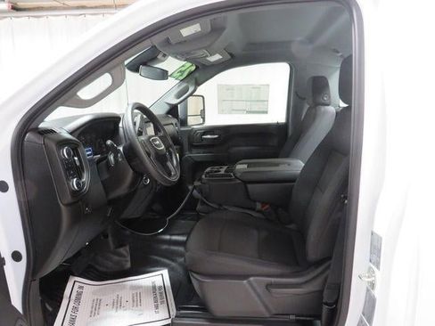 Used 2025 GMC Sierra 3500 Pro image 4