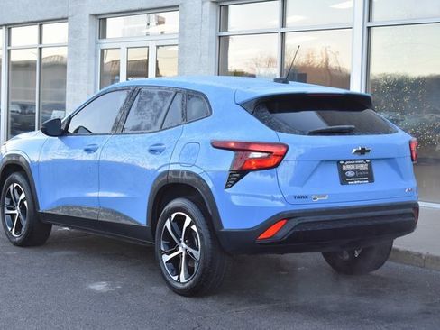 Used 2024 Chevrolet Trax RS w/ Driver Confidence Package image 4