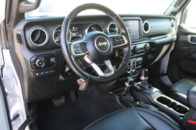 Used 2023 Jeep Wrangler Unlimited Sahara w/ Cold Weather Group AWD/4WD image 16