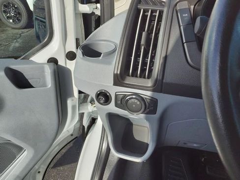 Used 2019 Ford Transit 150 XLT RWD image 20