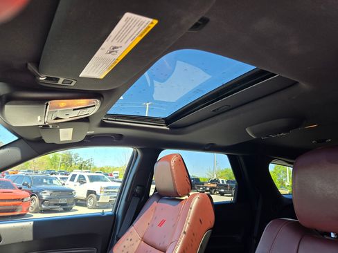 Used 2023 Dodge Durango GT RWD image 37