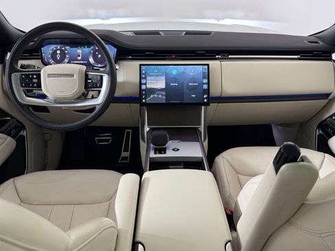 Used 2024 Land Rover Range Rover Long Wheelbase SE image 15
