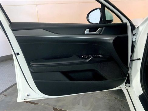 Used 2025 Kia K5 LXS FWD image 24