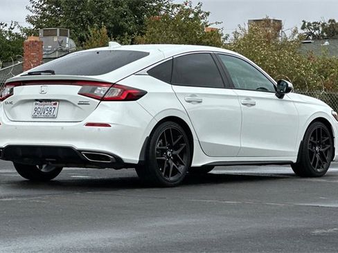 Used 2023 Honda Civic Sport Touring image 4