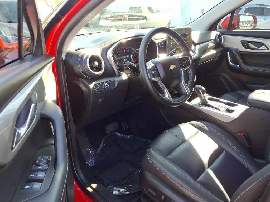 Used 2023 Chevrolet Blazer LT FWD image 6