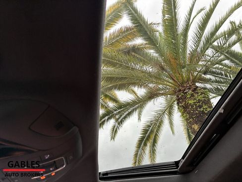 Used 2023 Maserati Ghibli Modena image 30