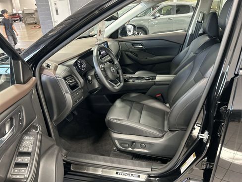 Certified 2023 Nissan Rogue SL AWD/4WD image 11