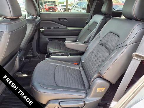 Used 2024 Nissan Pathfinder Rock Creek AWD/4WD image 26