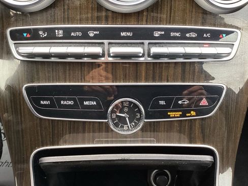 Used 2019 Mercedes-Benz C 300 4MATIC Sedan image 14
