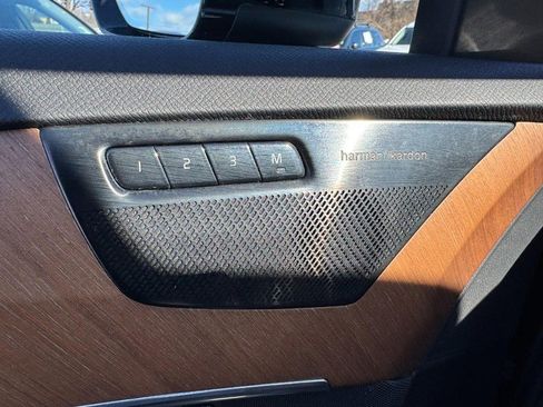 Used 2023 Volvo XC90 B5 Plus w/ Protection Package Premier image 17