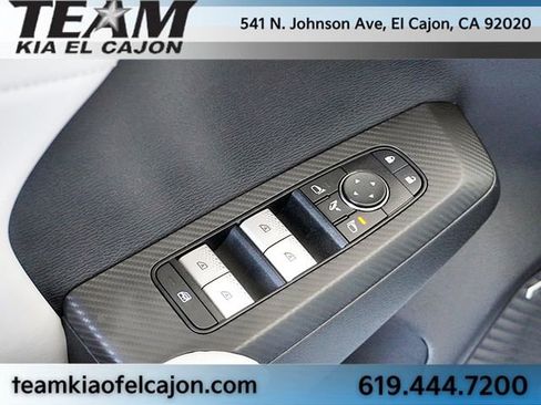 Used 2025 Mitsubishi Outlander SE AWD/4WD image 25
