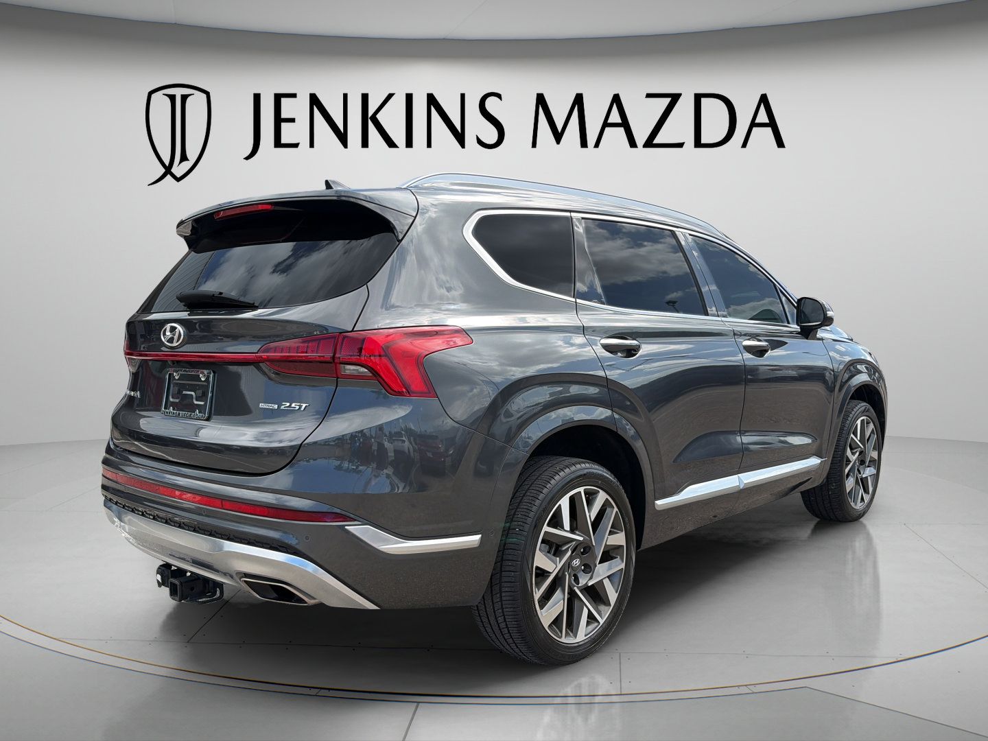 Used 2023 Hyundai Santa Fe Calligraphy AWD/4WD image 3