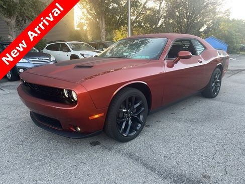 Used 2021 Dodge Challenger SXT w/ Driver Convenience Group image 1