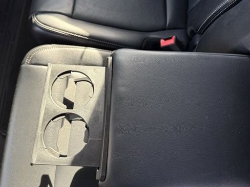 Used 2020 Ford F150 Lariat image 34