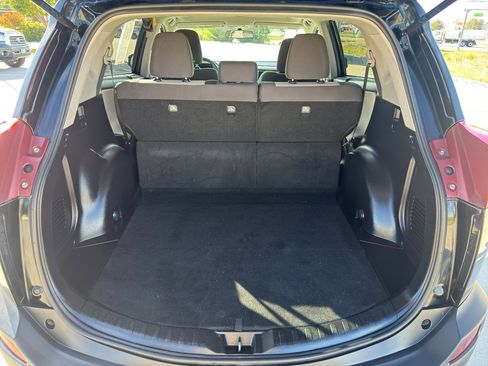 Used 2015 Toyota RAV4 XLE AWD/4WD image 13