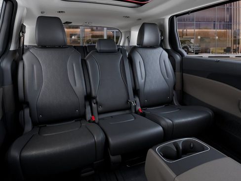 New 2026 Kia Carnival SX FWD image 18