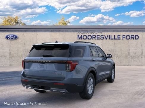 New 2026 Ford Explorer Active w/ Active Comfort Package RWD image 8