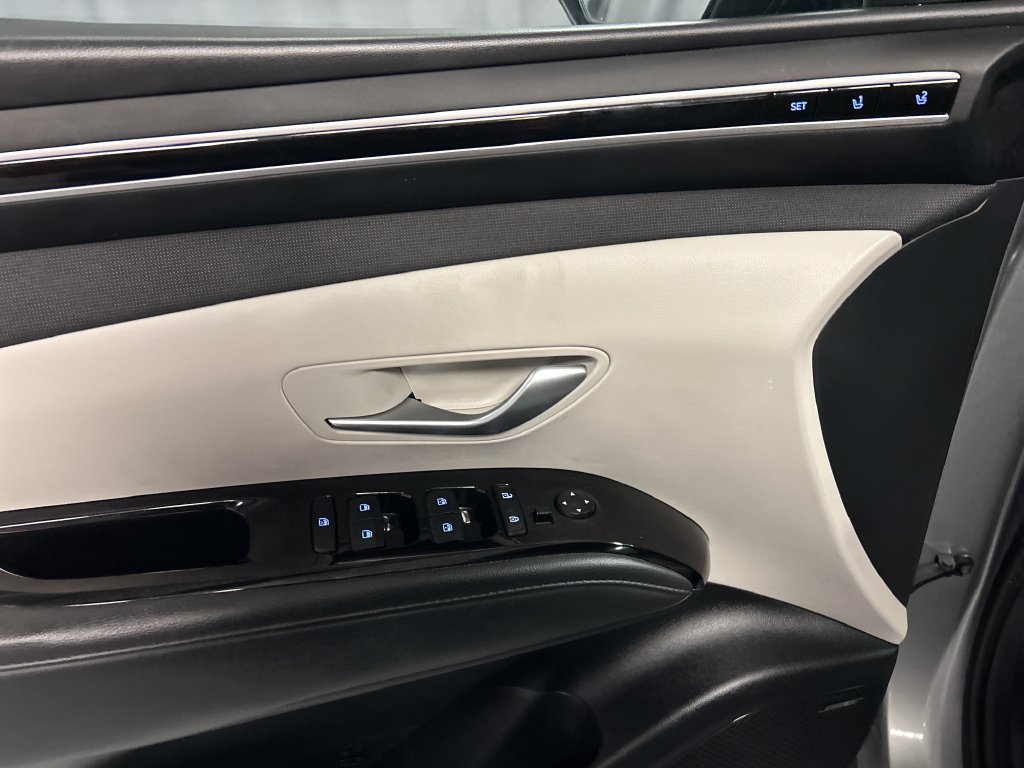 Used 2024 Hyundai Tucson Limited FWD image 12