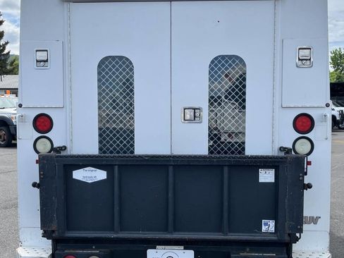 Used 2011 Ford E-350 and Econoline 350 Super Duty w/ PWR Locks & Windows Group RWD image 6