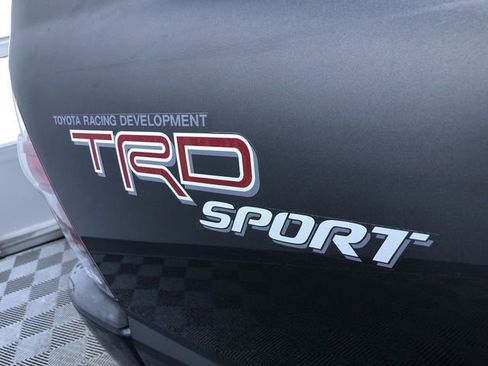 Used 2013 Toyota Tacoma 4x4 Double Cab image 9