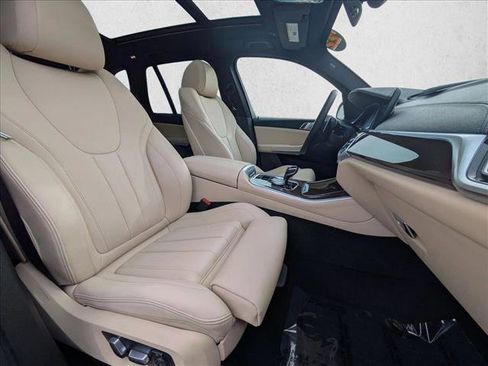 Used 2022 BMW X5 sDrive40i w/ Parking Assistance Package image 23