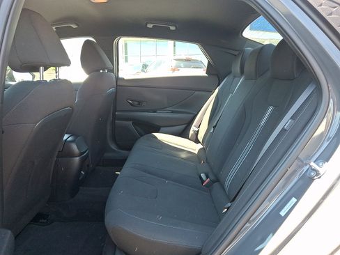 Certified 2025 Hyundai Elantra Sport FWD image 10