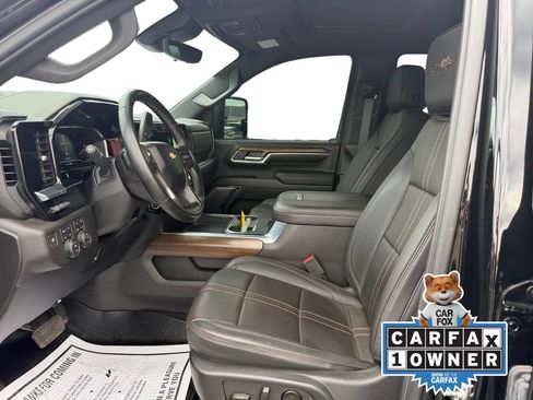 Used 2024 Chevrolet Silverado 2500 High Country w/ Technology Package AWD/4WD image 11