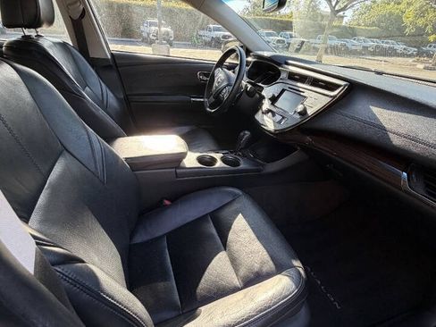 Used 2015 Toyota Avalon Limited FWD image 10