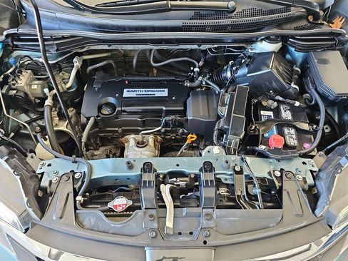 Used 2015 Honda CR-V Touring image 32