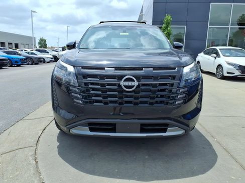 New 2026 Nissan Pathfinder SL AWD/4WD image 3