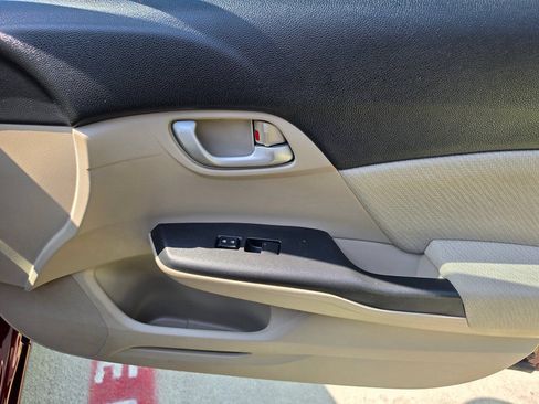 Used 2013 Honda Civic LX image 29
