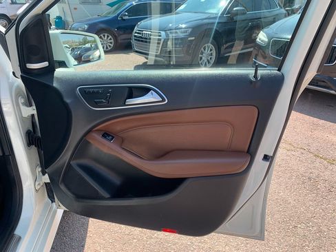 Used 2014 Mercedes-Benz B 250e image 22