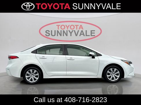 Used 2023 Toyota Corolla LE FWD image 9
