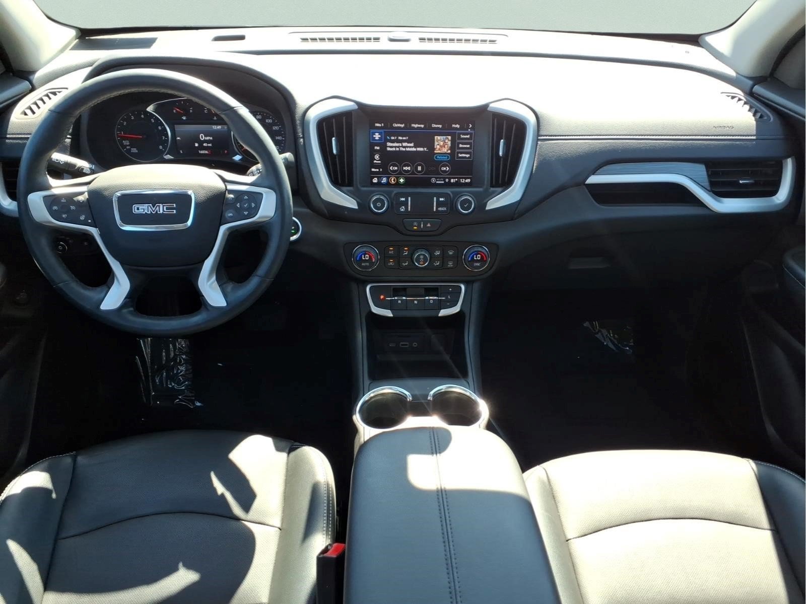 Used 2023 GMC Terrain SLT AWD/4WD image 13