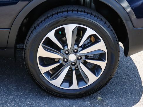 Used 2021 Buick Encore Preferred AWD/4WD image 13